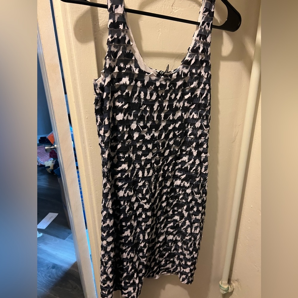 Pattern bodycon dress